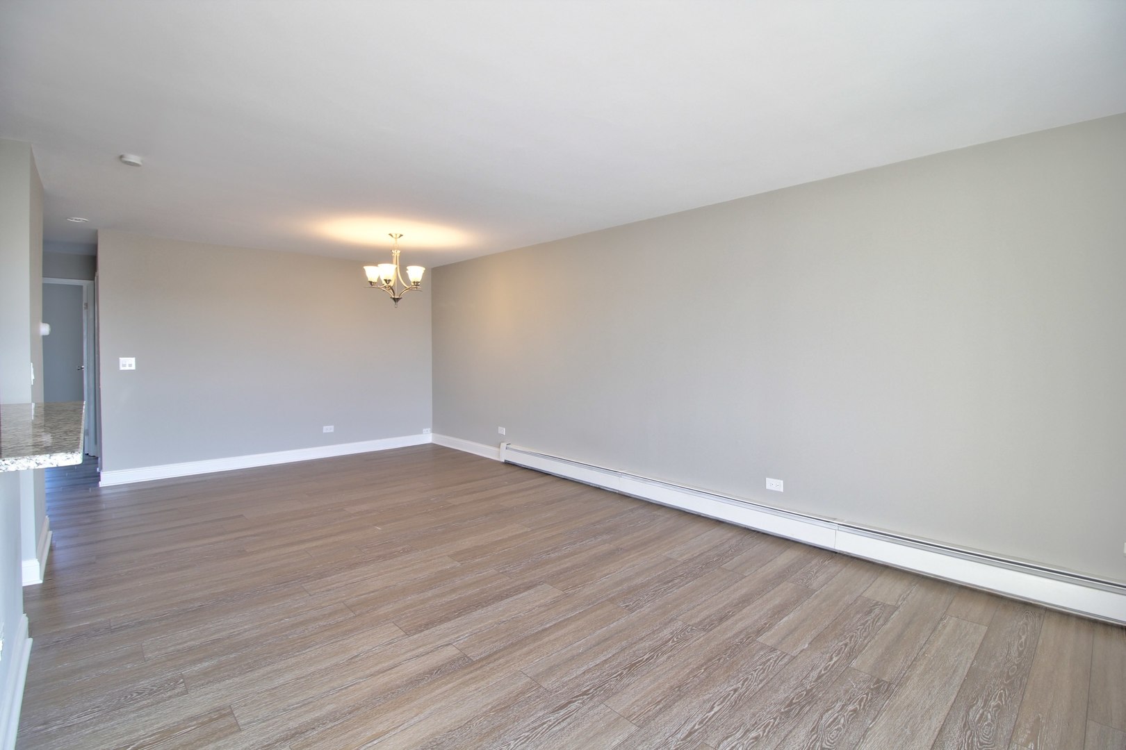 185 Gregory Street #16, Aurora, IL 60504