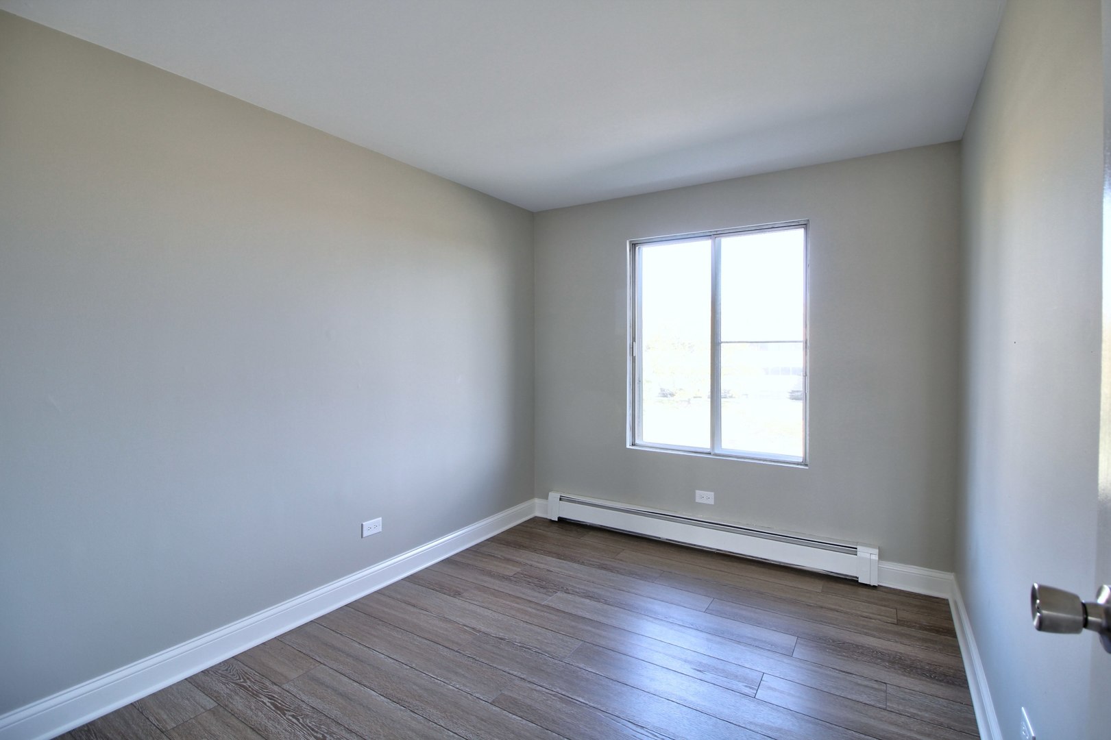 185 Gregory Street #16, Aurora, IL 60504