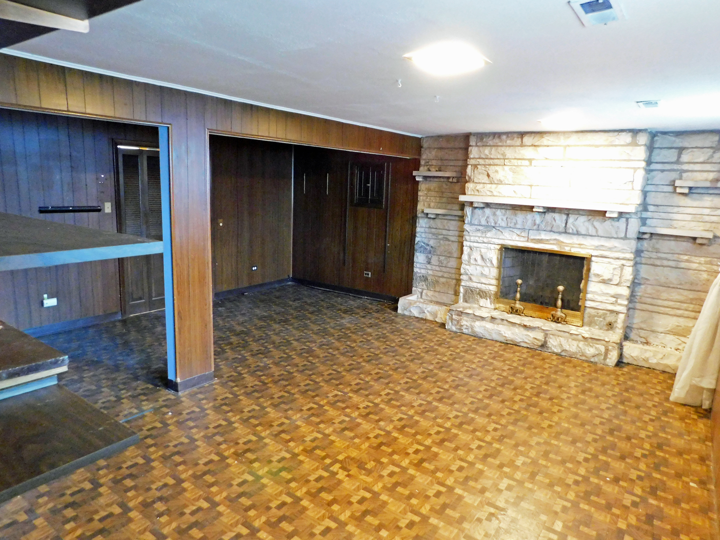 6601 Deerpath Lane, Hanover Park, IL 60133