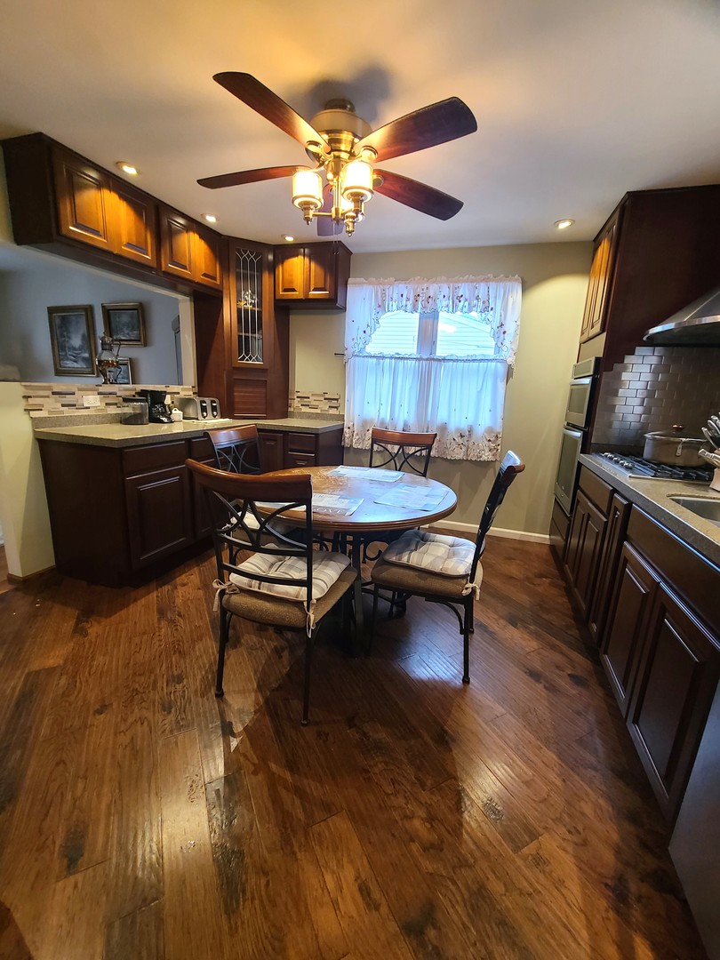 416 Geneva Avenue, Northlake, IL 60164