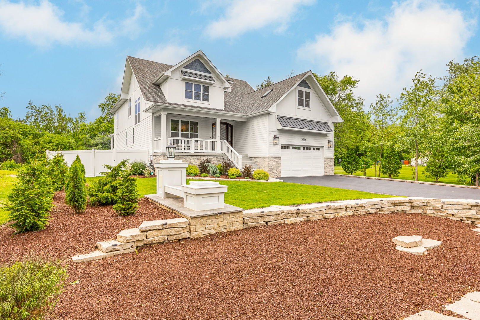 6538 Bentley Avenue, Willowbrook, IL 60527