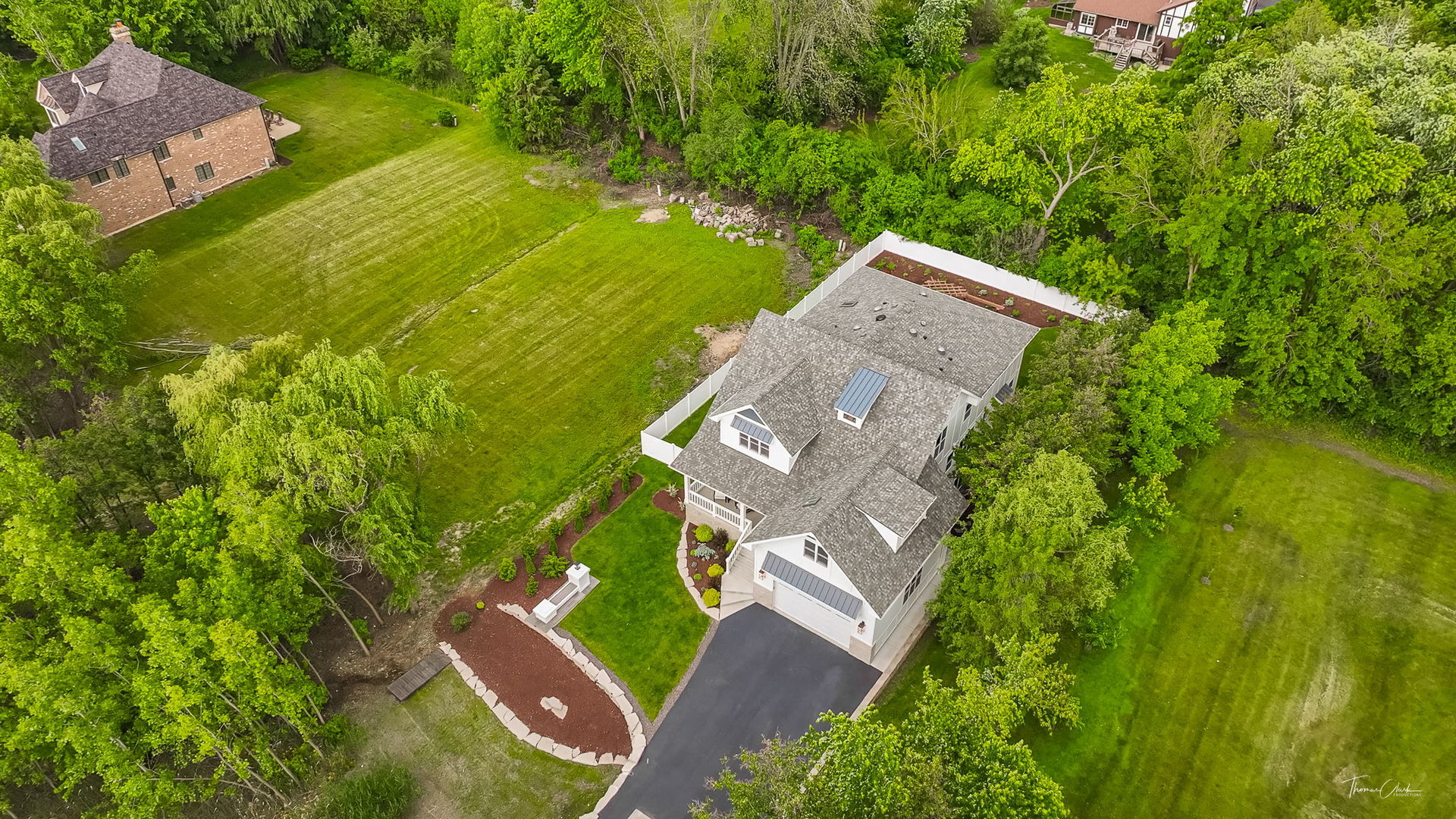 6538 Bentley Avenue, Willowbrook, IL 60527