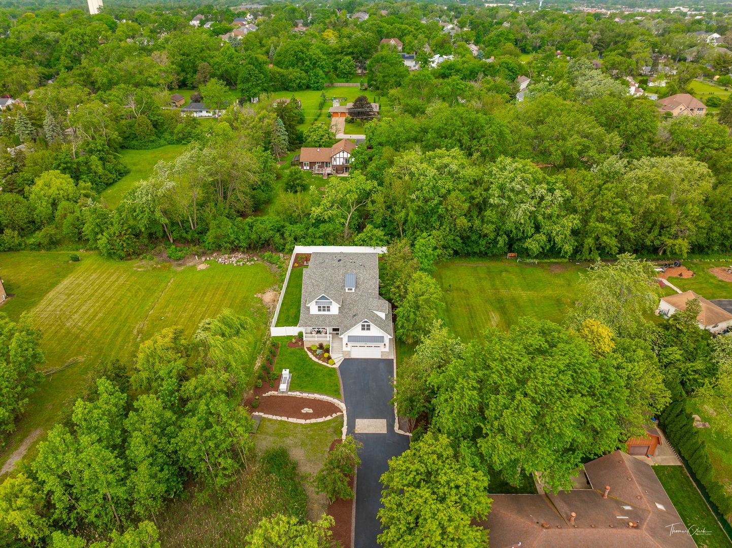 6538 Bentley Avenue, Willowbrook, IL 60527