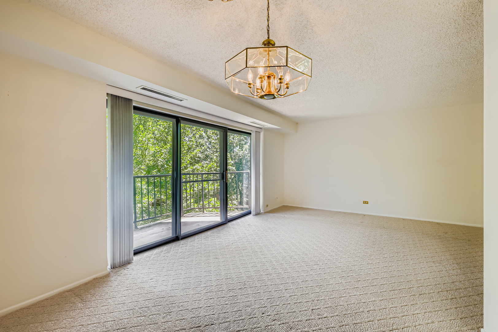 35 S Baybrook Drive #609, Palatine, IL 60074