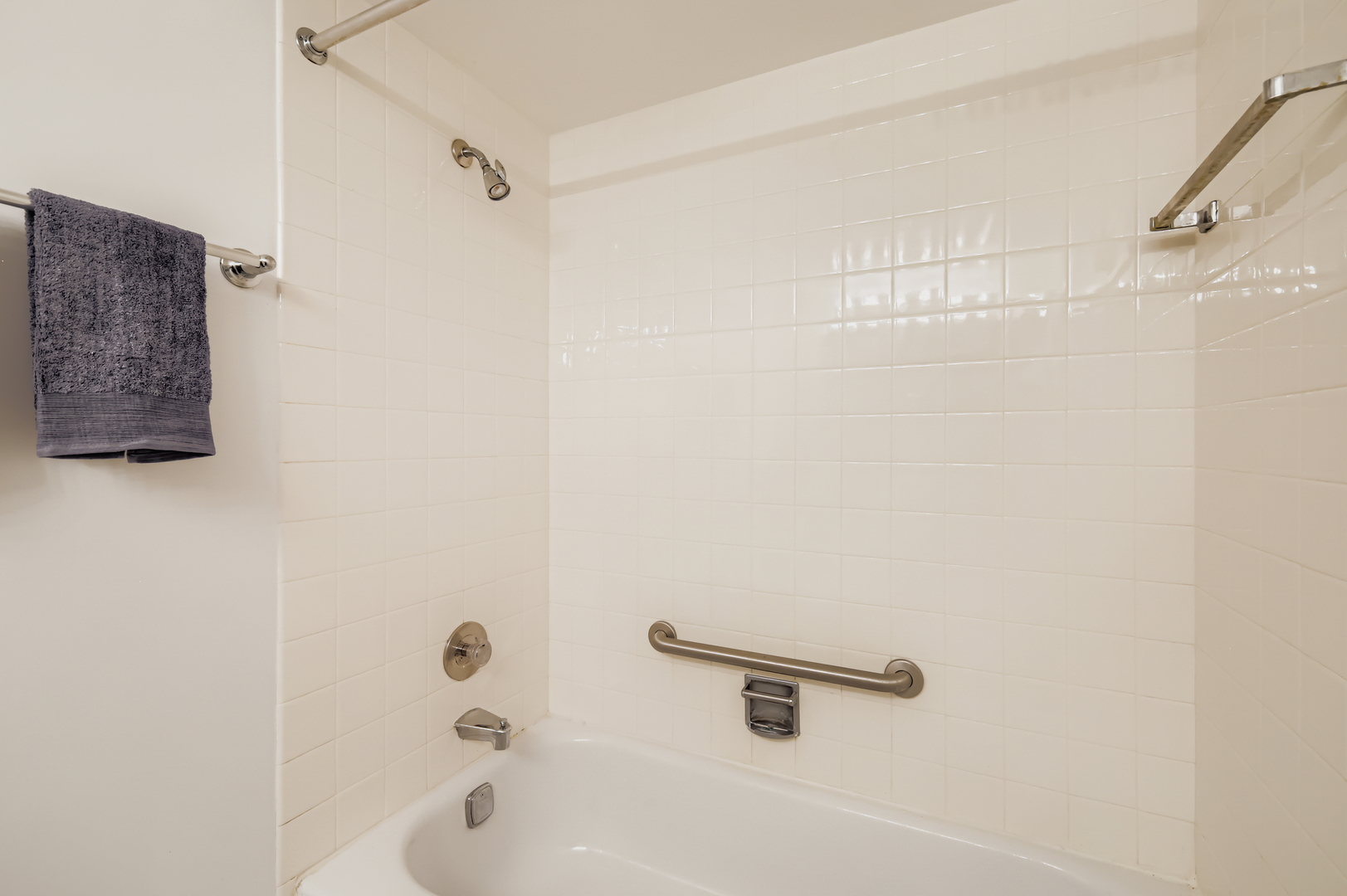 35 S Baybrook Drive #609, Palatine, IL 60074