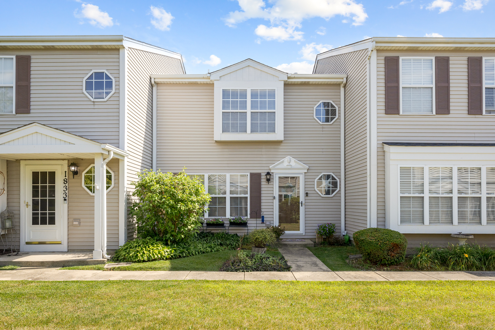 1835 Venson Lane #1835, Joliet, IL 60435