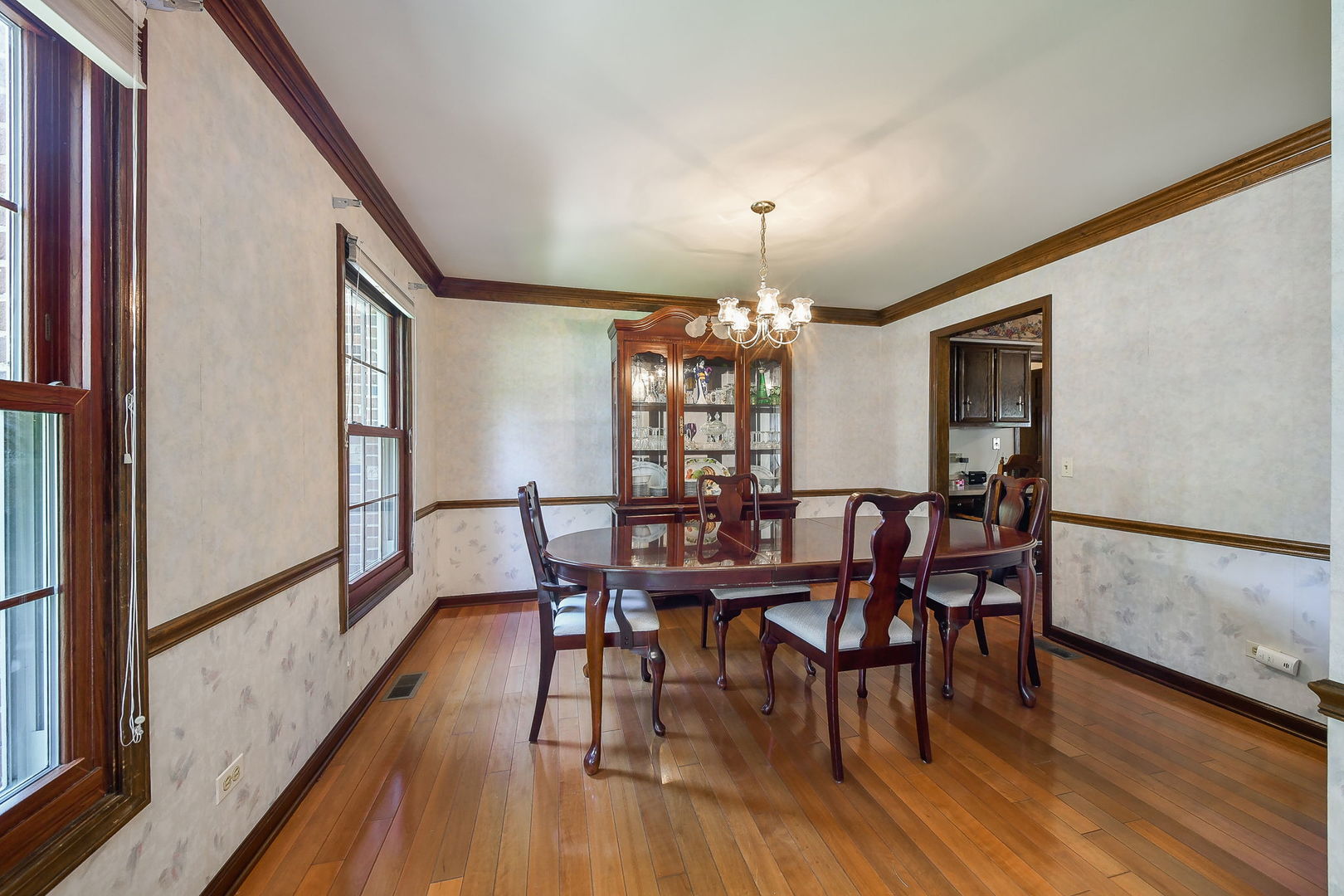 516 Cassin Road, Naperville, IL 60565