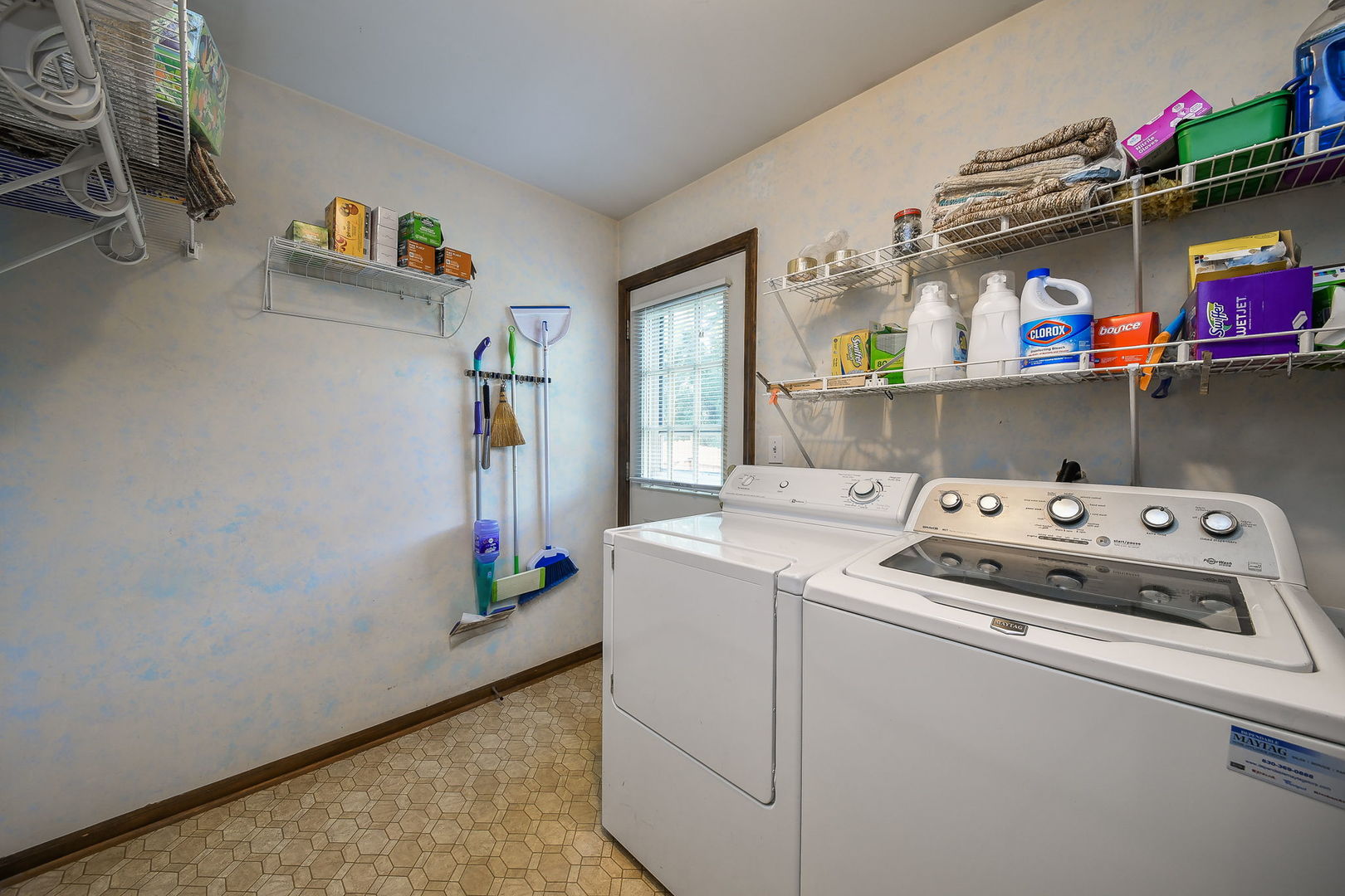 516 Cassin Road, Naperville, IL 60565