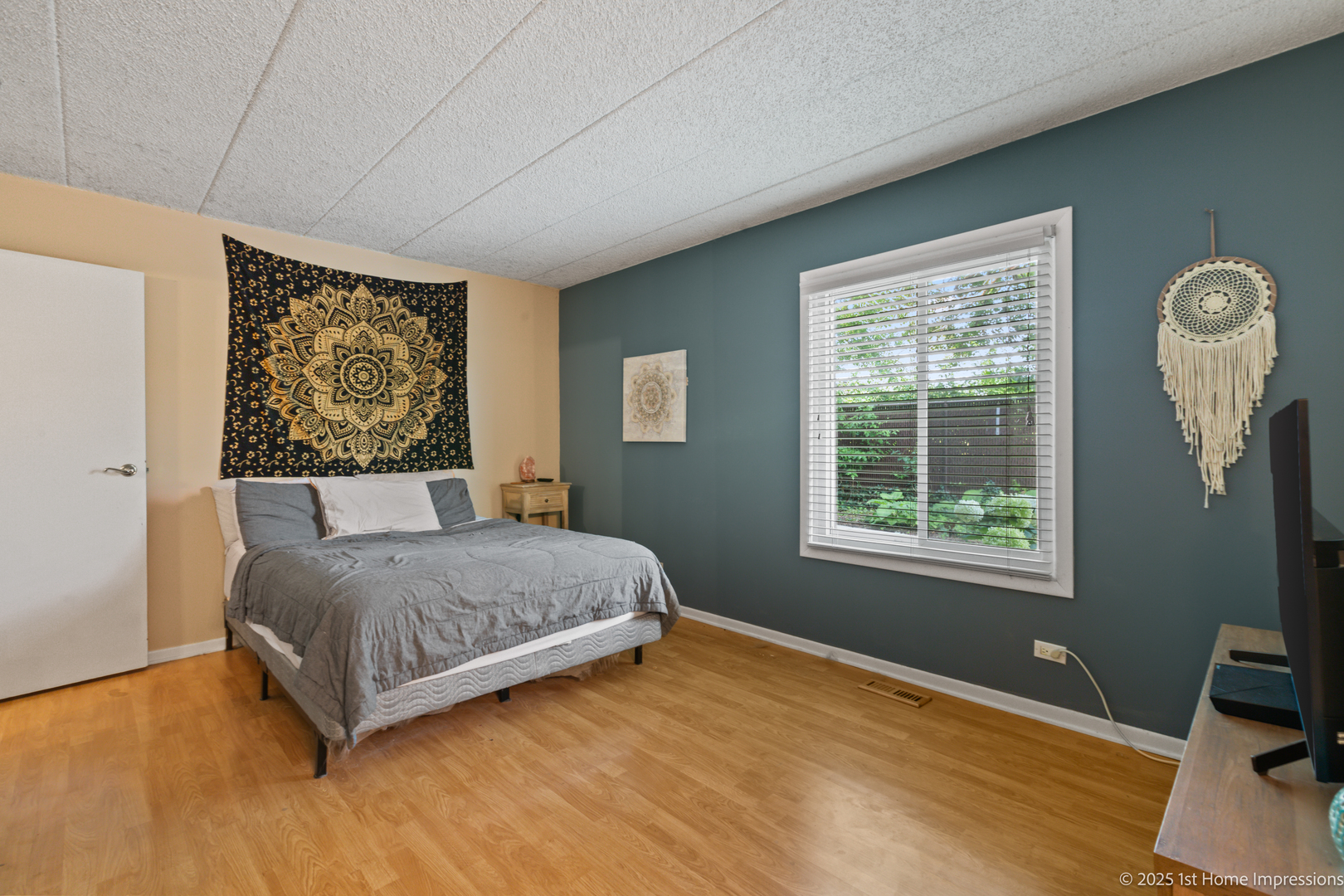 1313 Cass Lane #102, Westmont, IL 60559