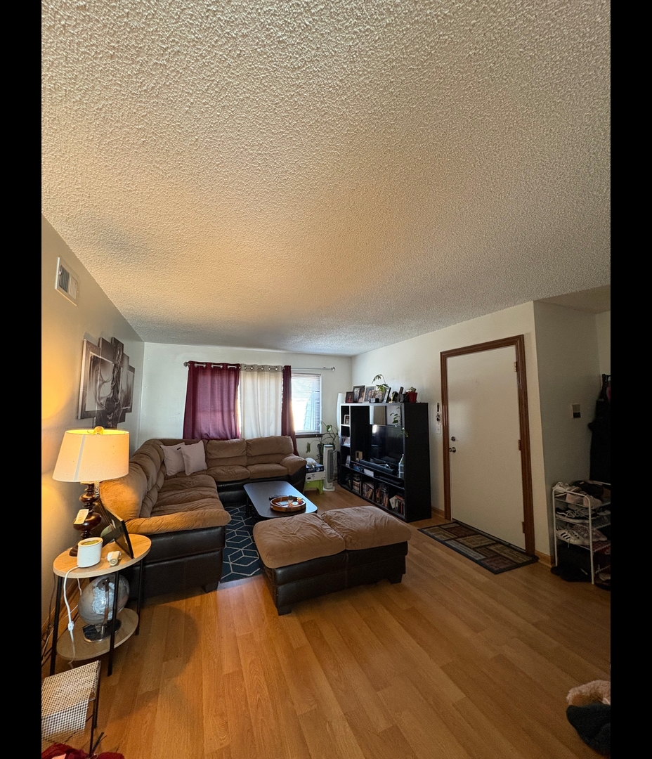 1434 Carol Court #3A, Palatine, IL 60074