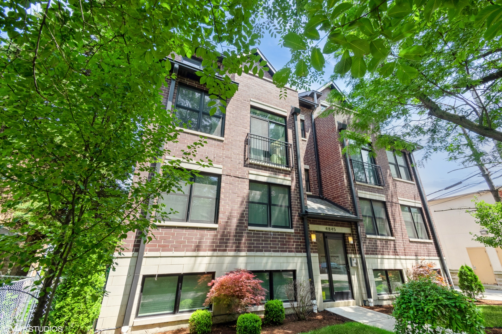 4845 N Keystone Avenue #1S, Chicago, IL 60630