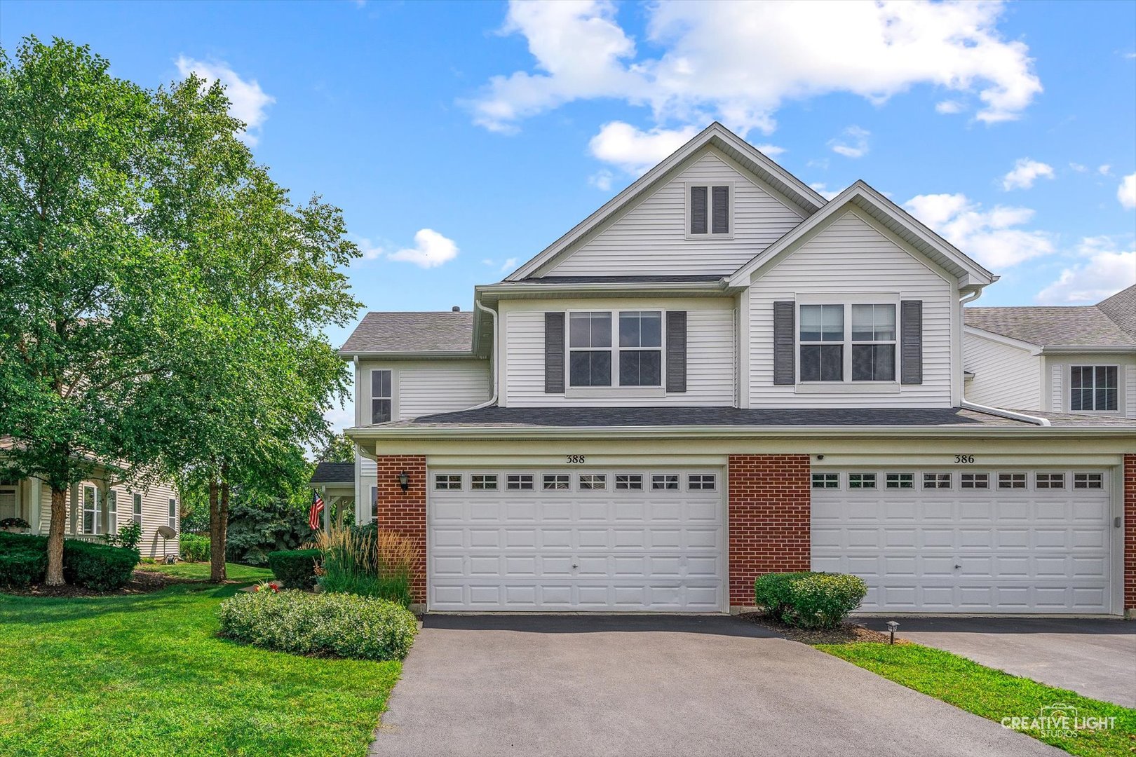 388 Chesapeake Lane, Oswego, IL 60543
