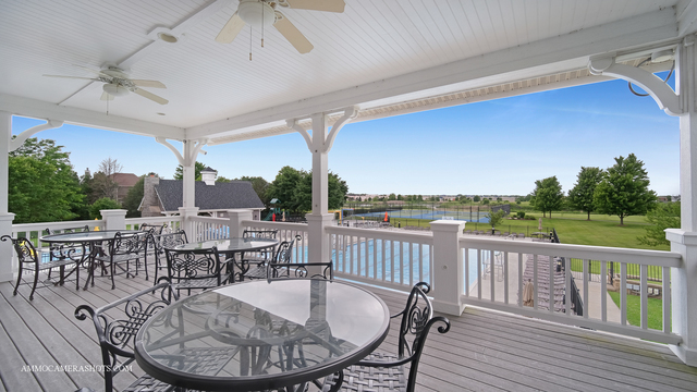 388 Chesapeake Lane, Oswego, IL 60543