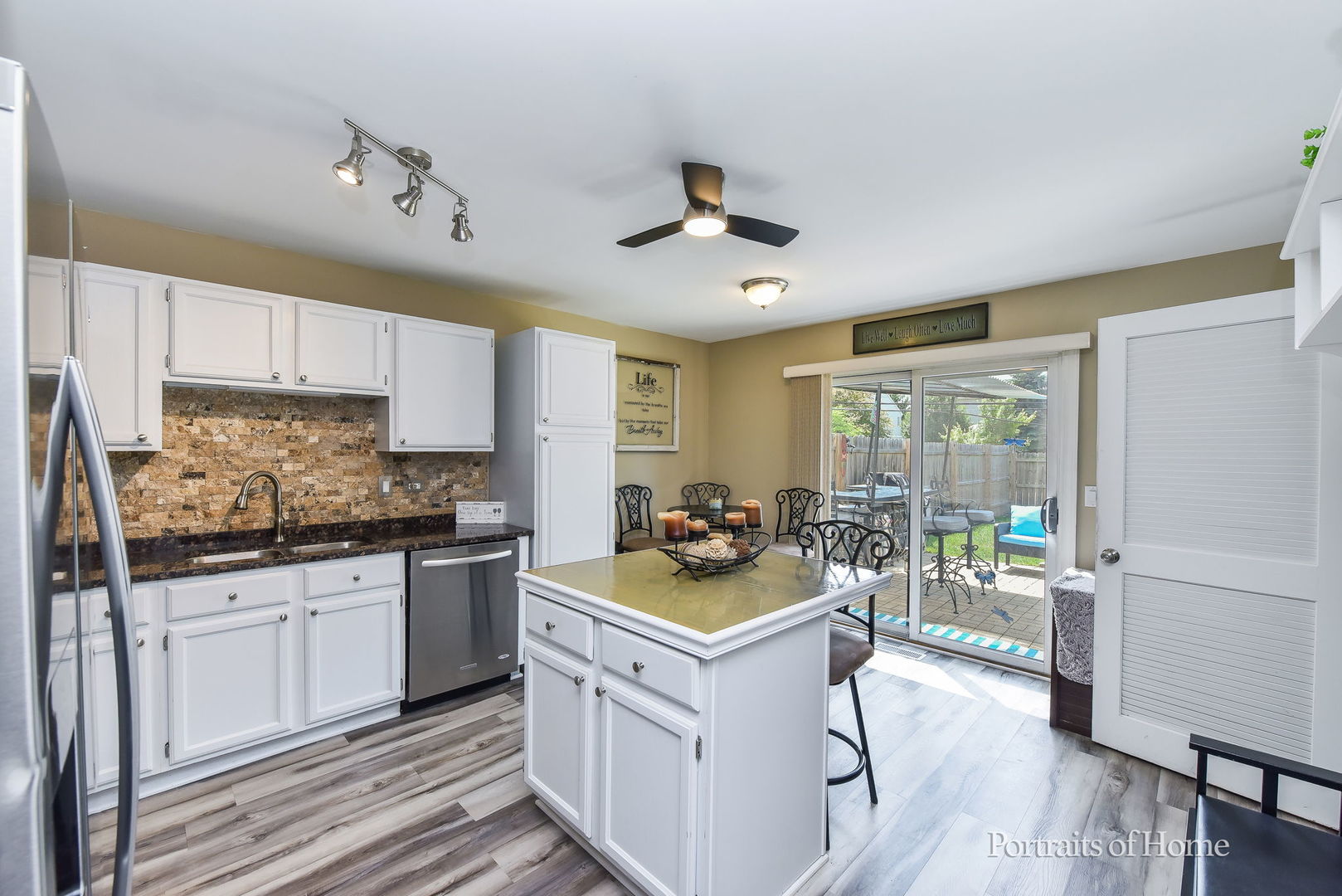 2803 Dorothy Drive, Aurora, IL 60504