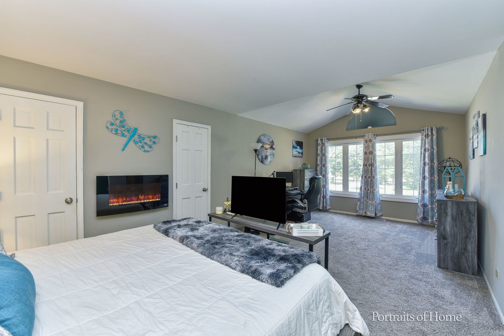 2803 Dorothy Drive, Aurora, IL 60504