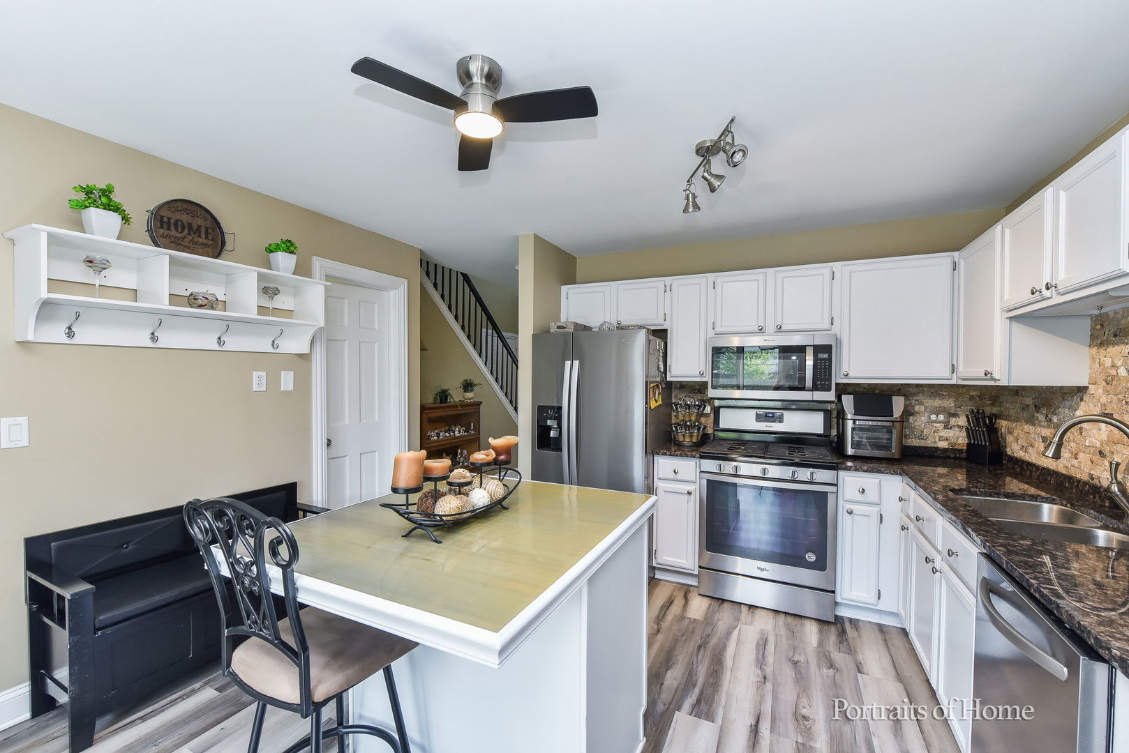 2803 Dorothy Drive, Aurora, IL 60504
