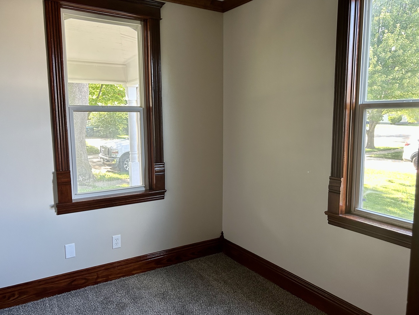 109 S Bureau Avenue, Ladd, IL 61329