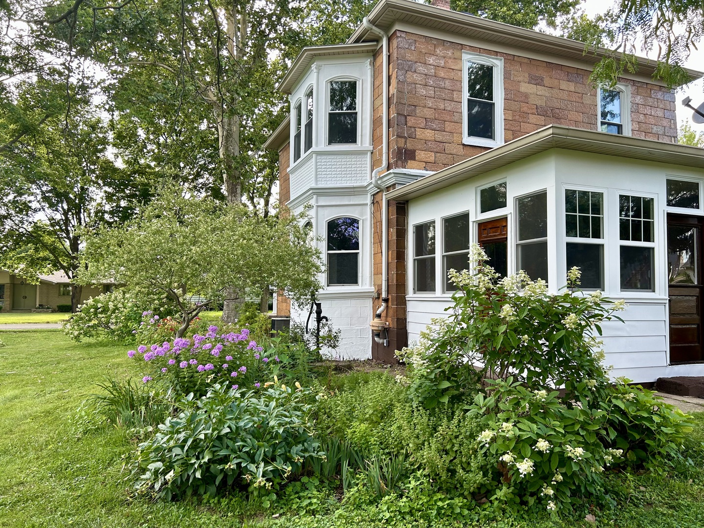 109 S Bureau Avenue, Ladd, IL 61329