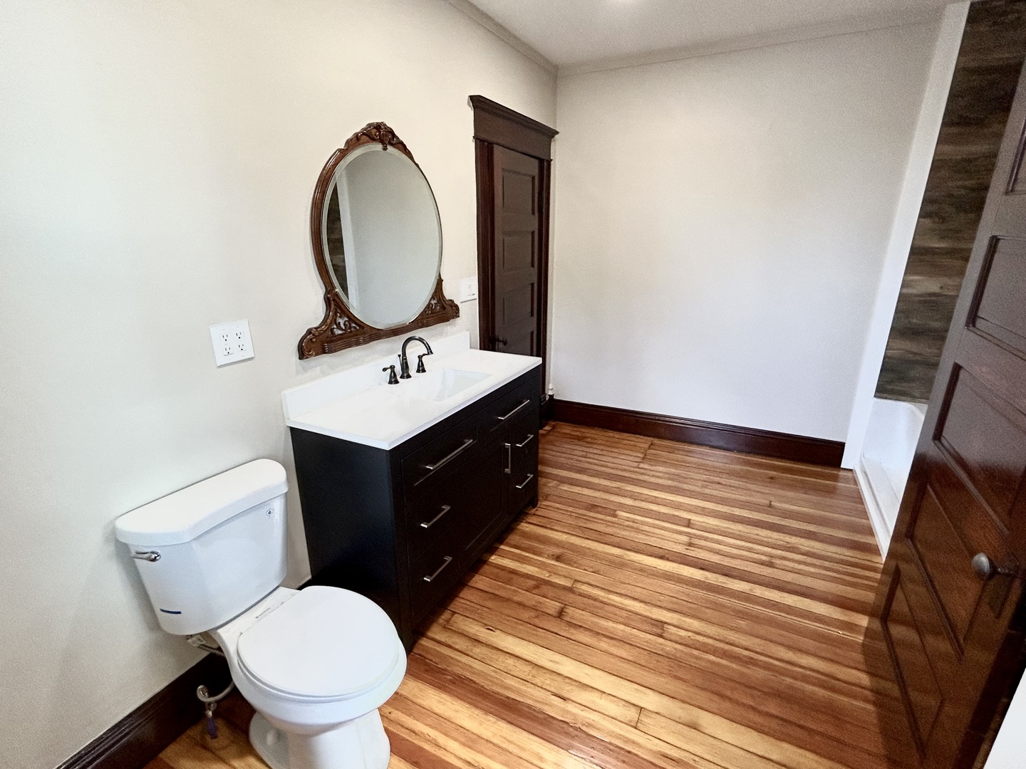 109 S Bureau Avenue, Ladd, IL 61329