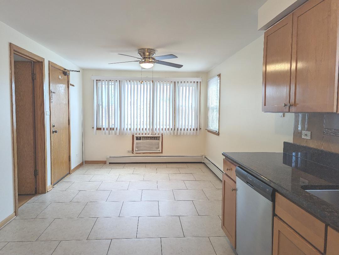 6134 W 79th Street #1, Burbank, IL 60459