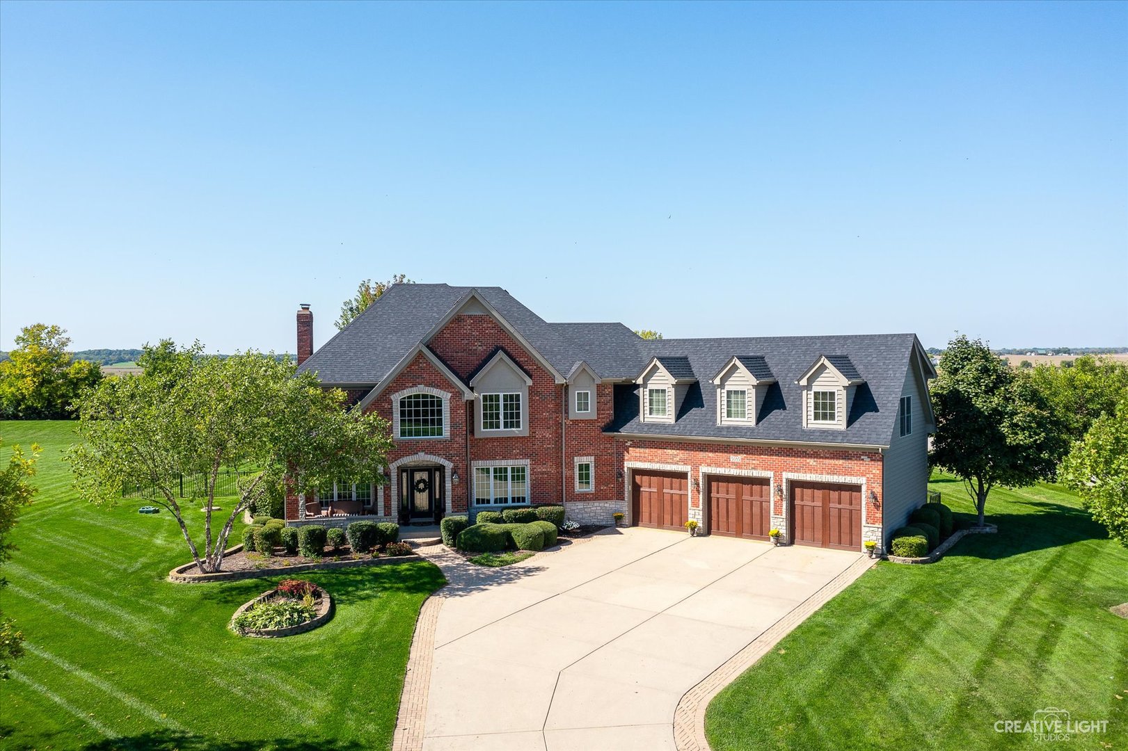 5085 Half Round Road, Oswego, IL 60543
