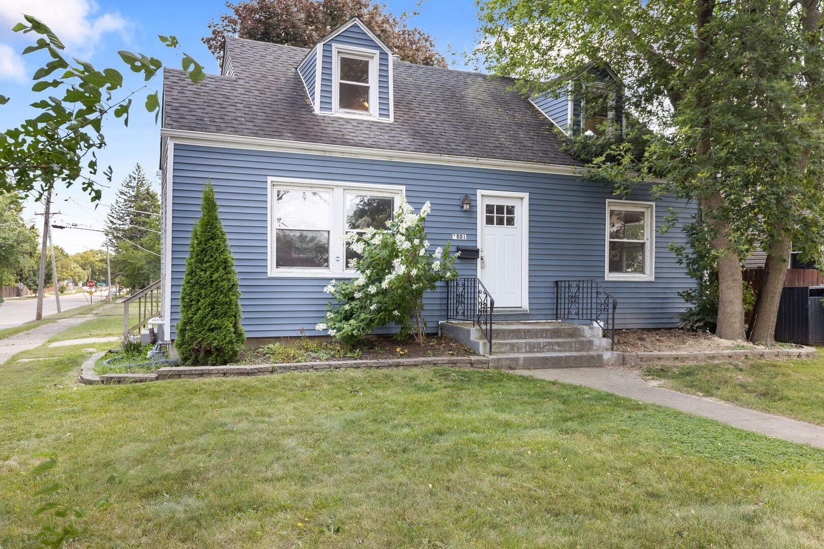 1801 Grove Avenue, North Chicago, IL 60064