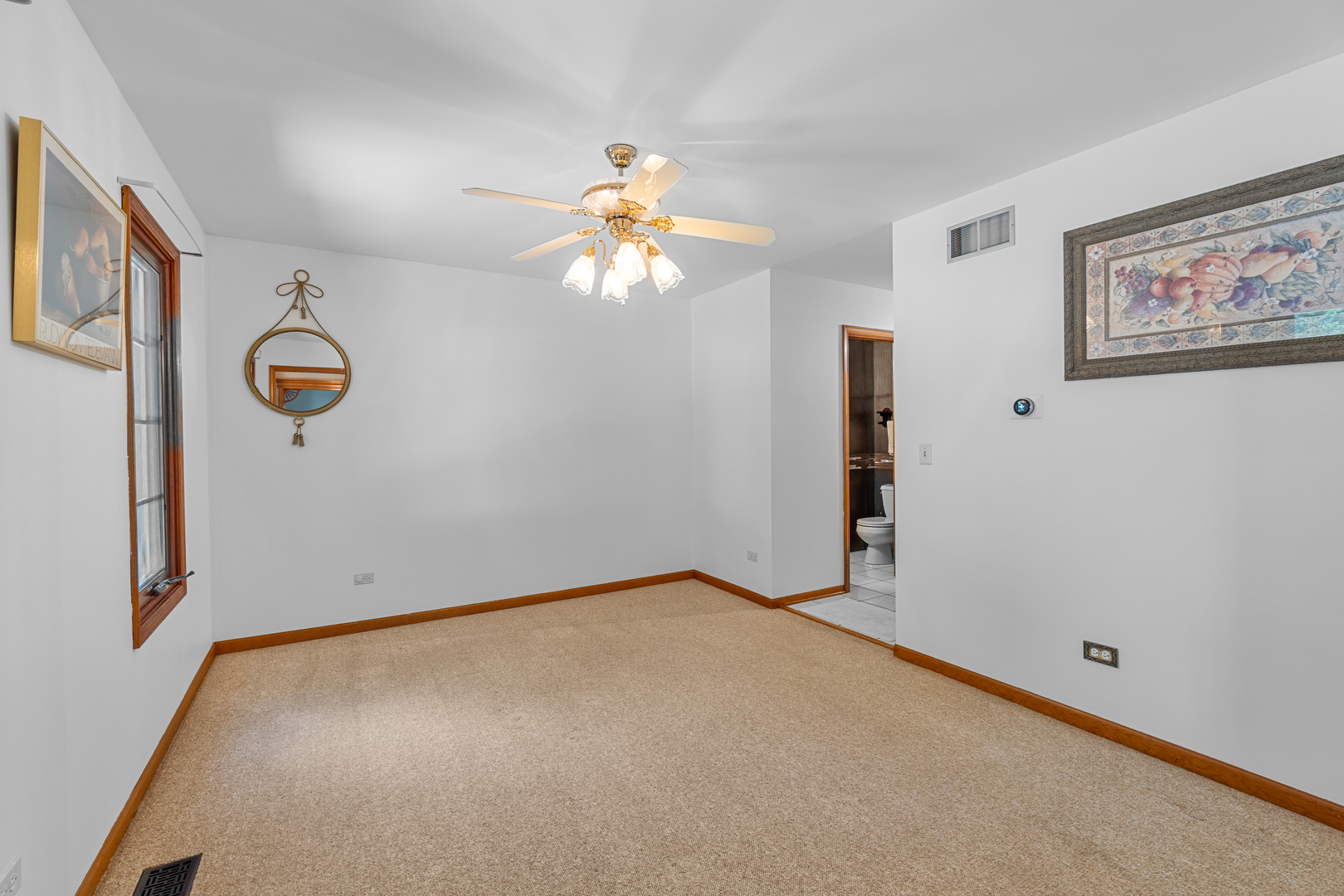 130 Hill Court, West Chicago, IL 60185