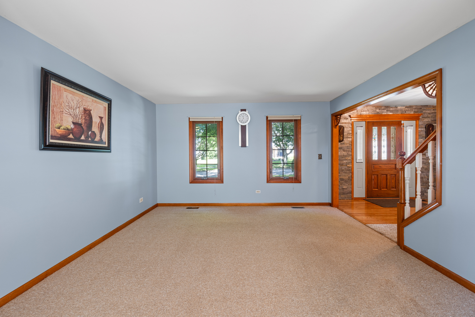 130 Hill Court, West Chicago, IL 60185