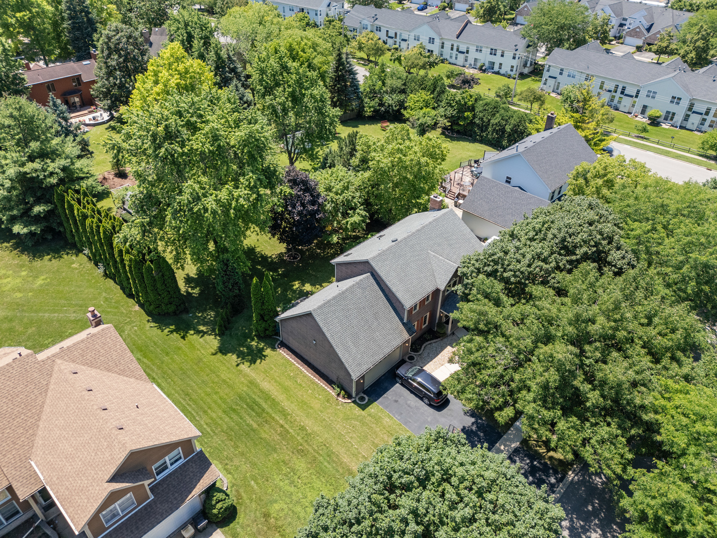130 Hill Court, West Chicago, IL 60185