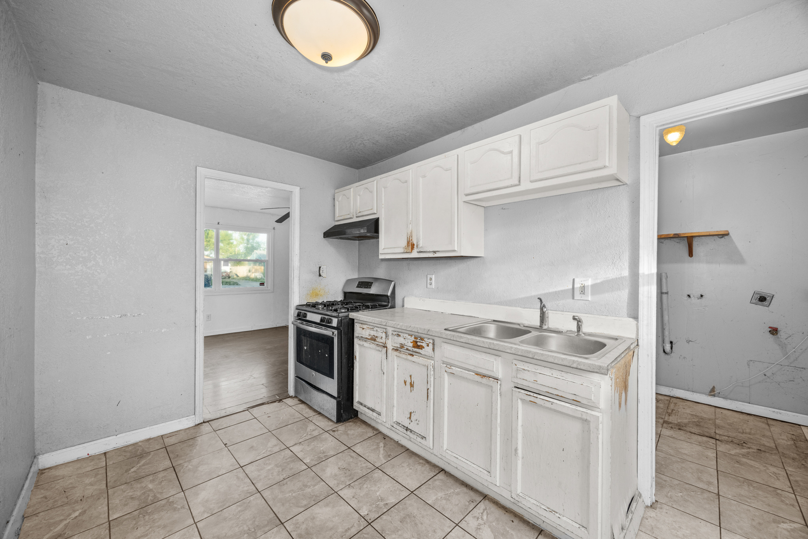 777 Francine Drive, Kankakee, IL 60901
