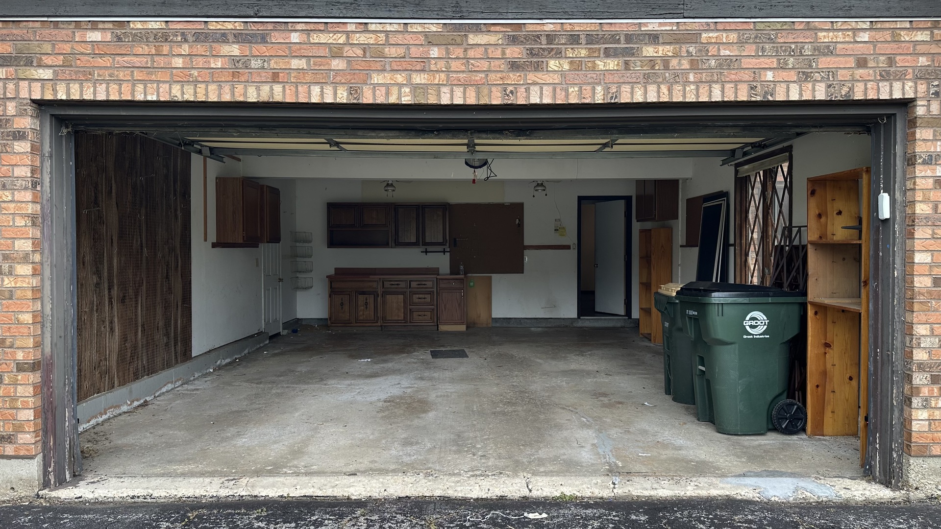 40 Ashlawn Avenue, Oswego, IL 60543