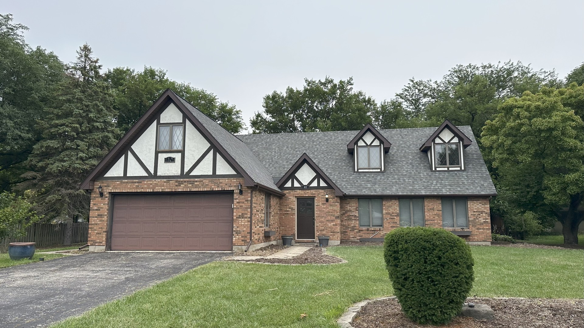 40 Ashlawn Avenue, Oswego, IL 60543