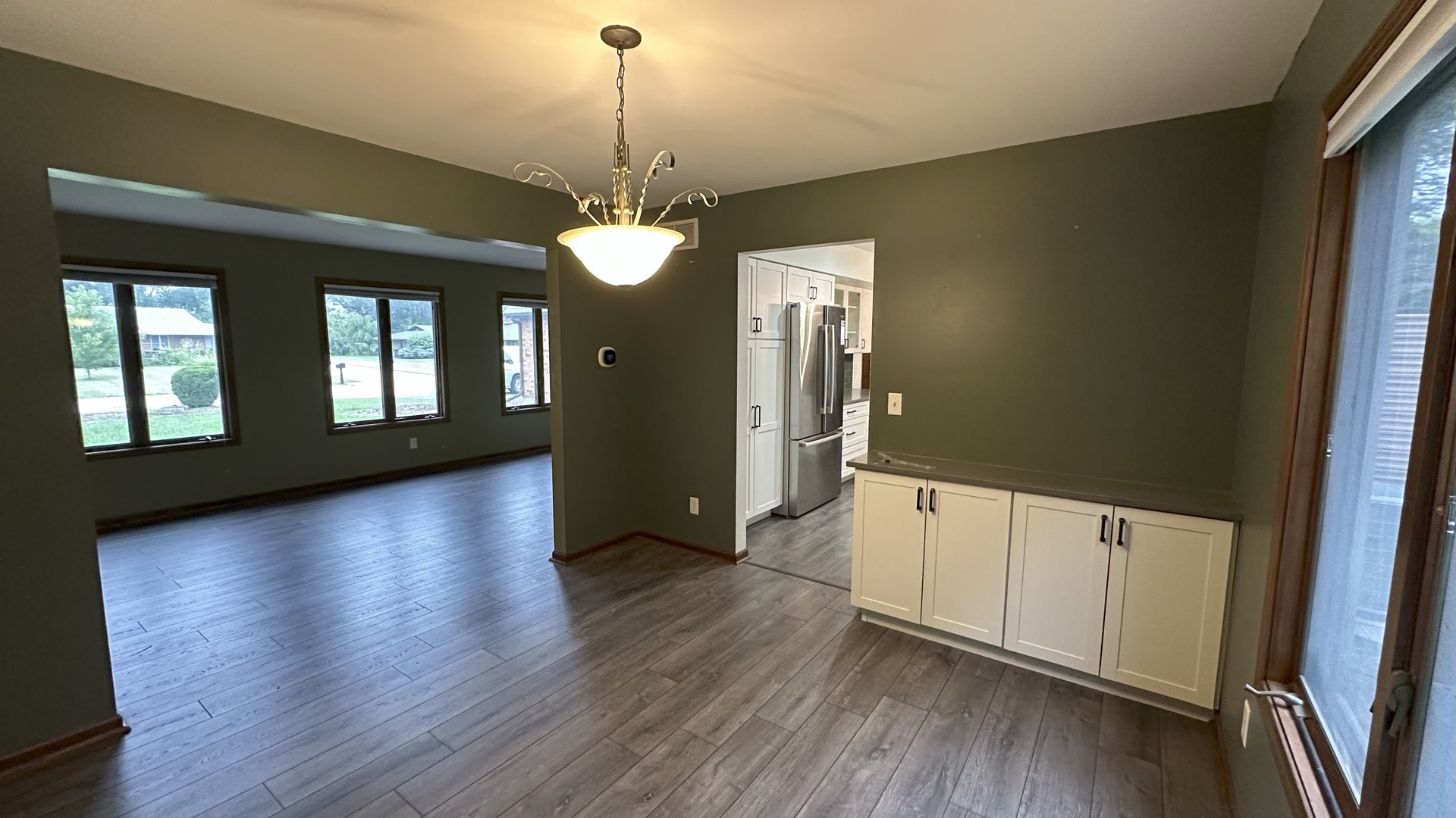 40 Ashlawn Avenue, Oswego, IL 60543