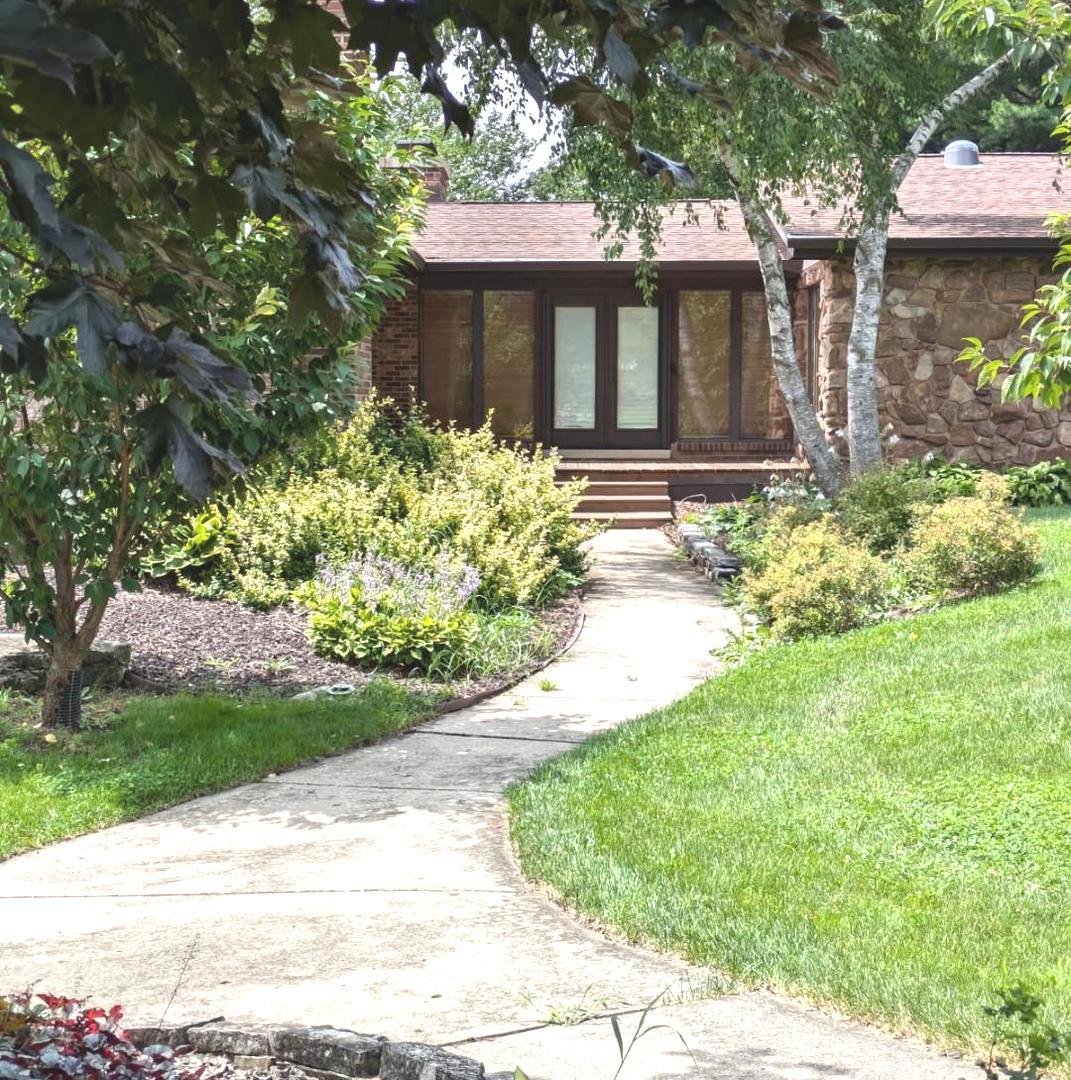 3N080 Morningside Avenue, West Chicago, IL 60185