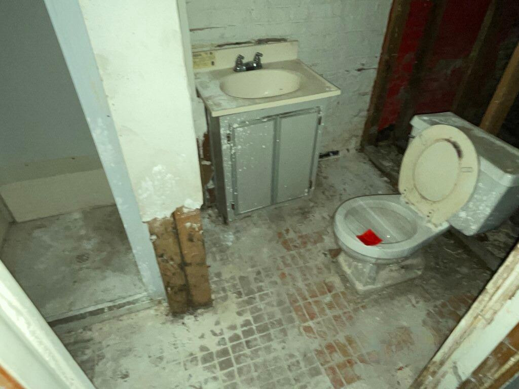 7043 S Yale Avenue, Chicago, IL 60621