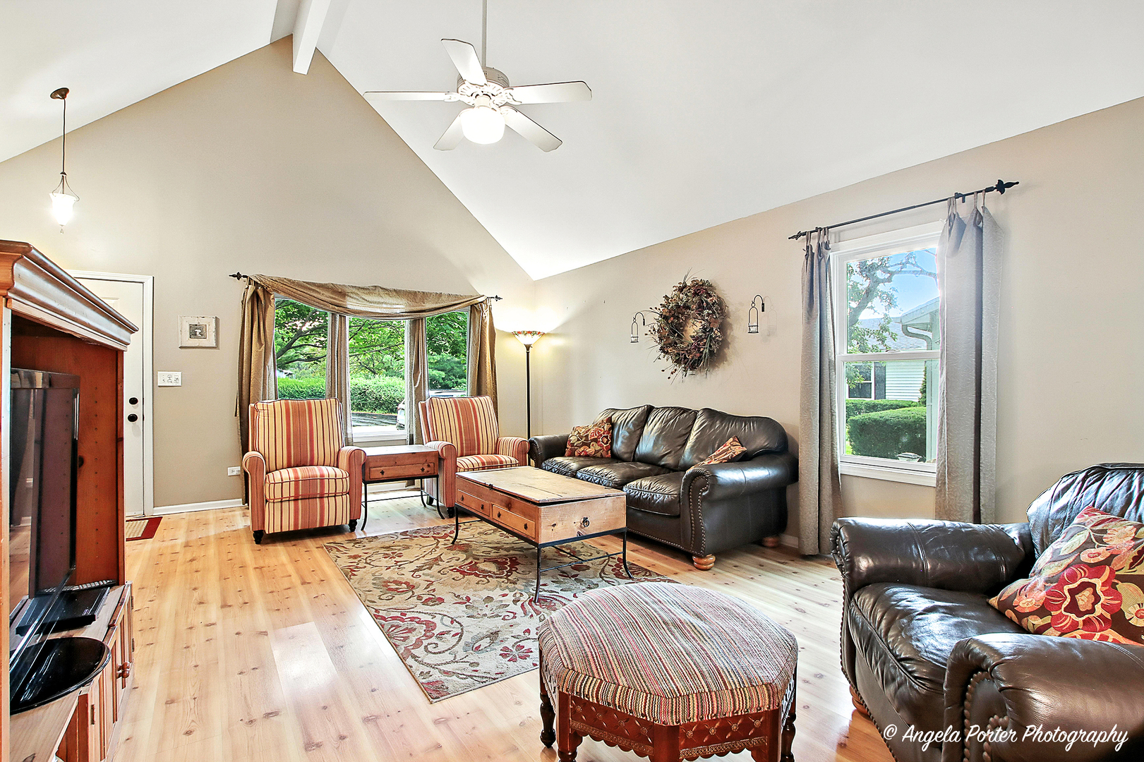 900 Summer Hill Court, Antioch, IL 60002