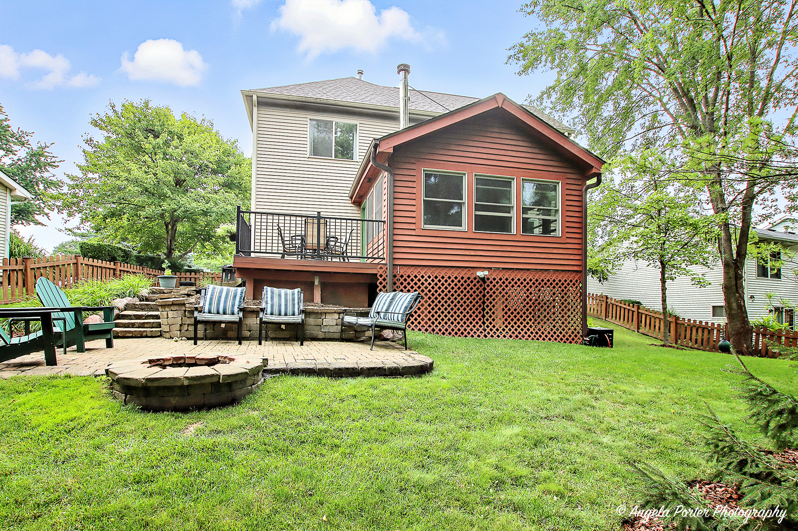 900 Summer Hill Court, Antioch, IL 60002