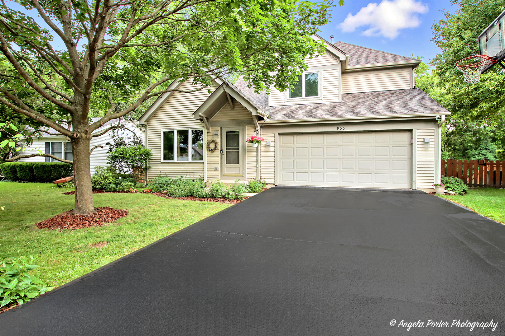 900 Summer Hill Court, Antioch, IL 60002