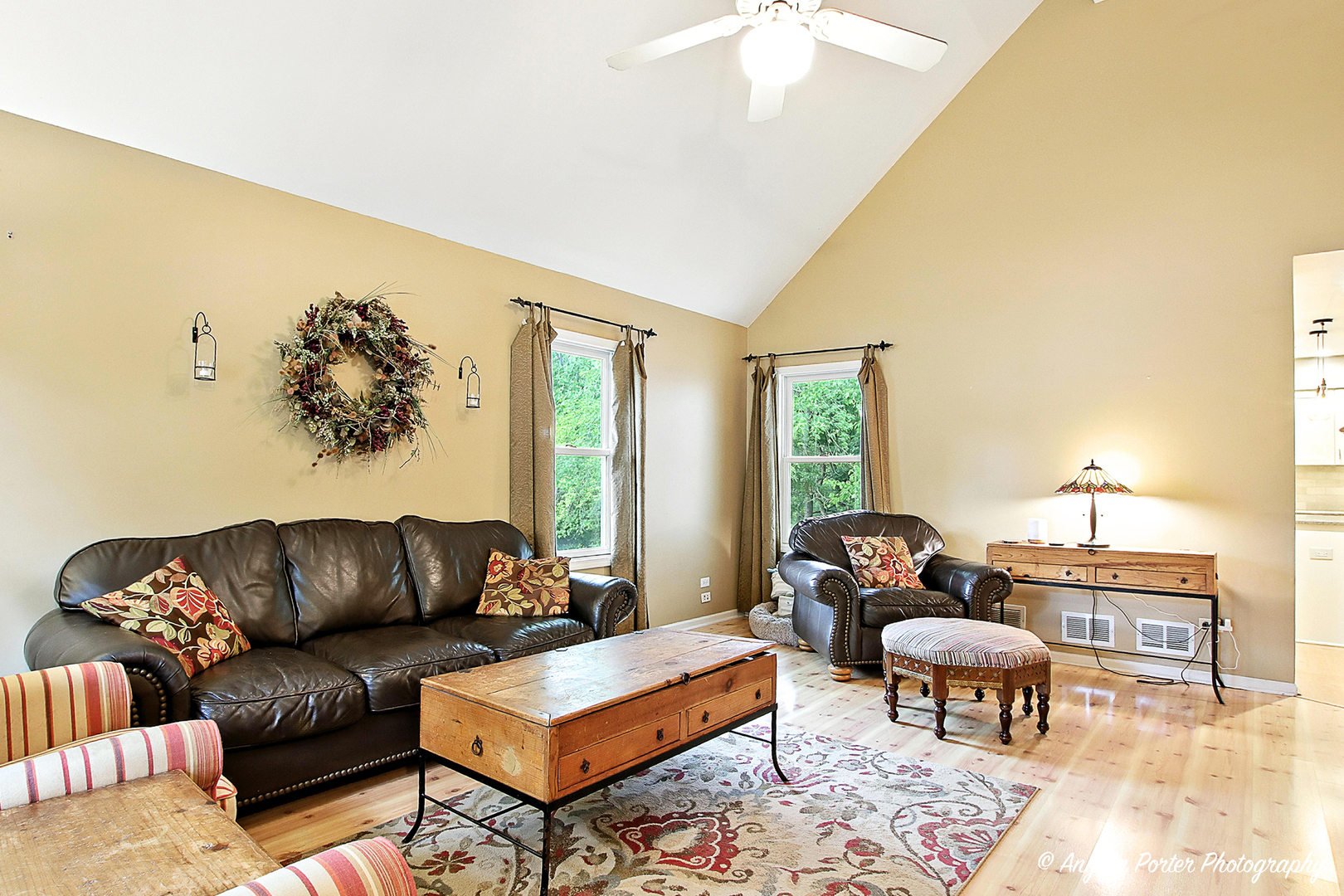 900 Summer Hill Court, Antioch, IL 60002
