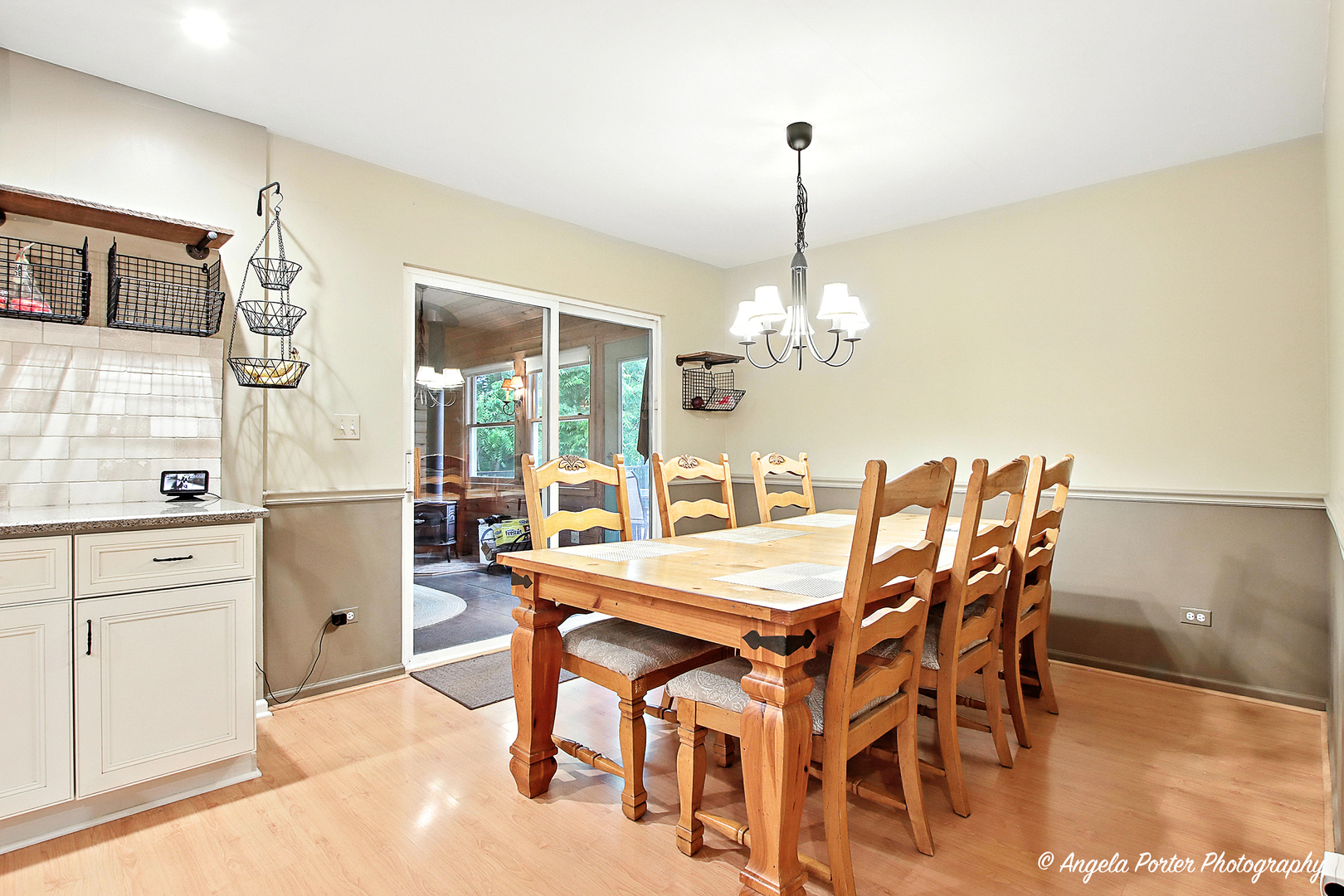 900 Summer Hill Court, Antioch, IL 60002