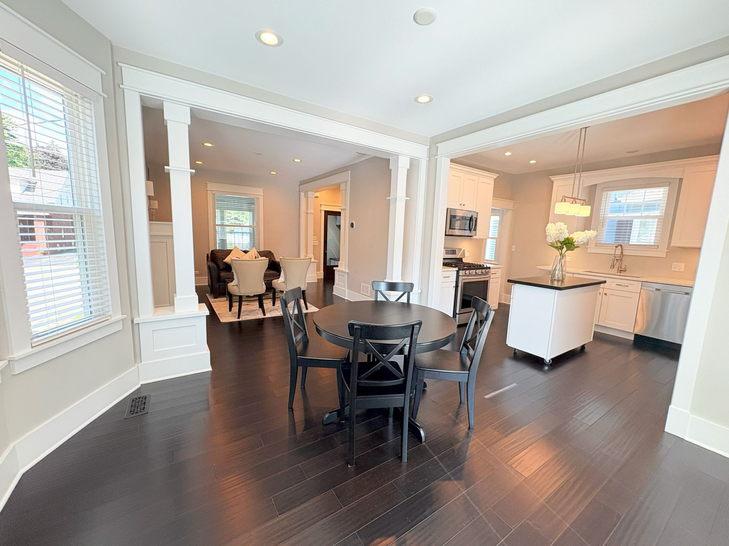 1107 Palmer Place, Waukegan, IL 60085