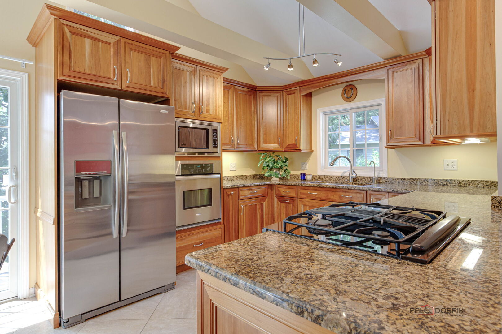 24270 N Forest Drive, Lake Zurich, IL 60047