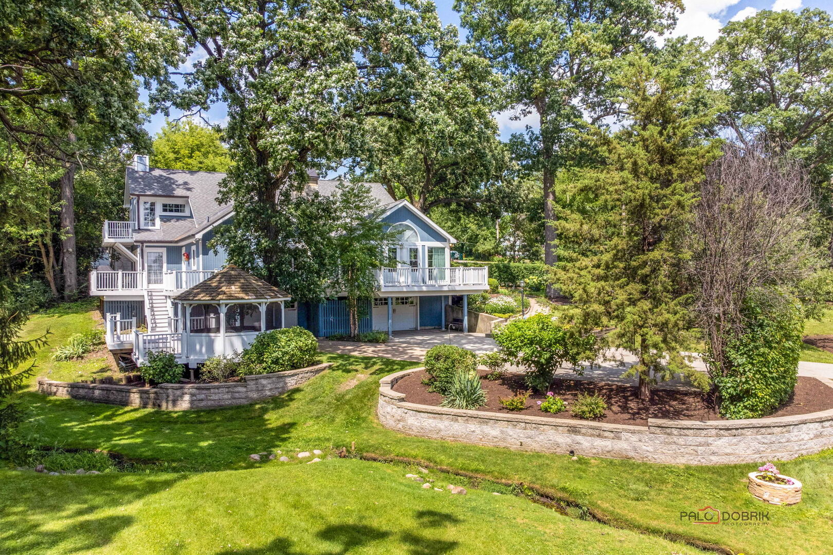 24270 N Forest Drive, Lake Zurich, IL 60047