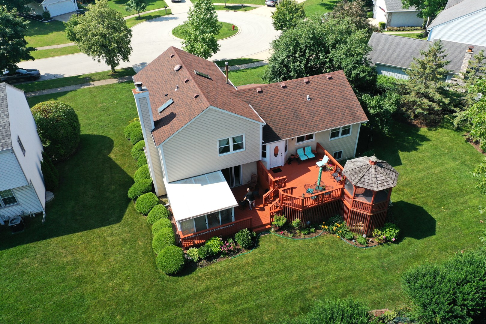 412 Chateau Drive, Buffalo Grove, IL 60089