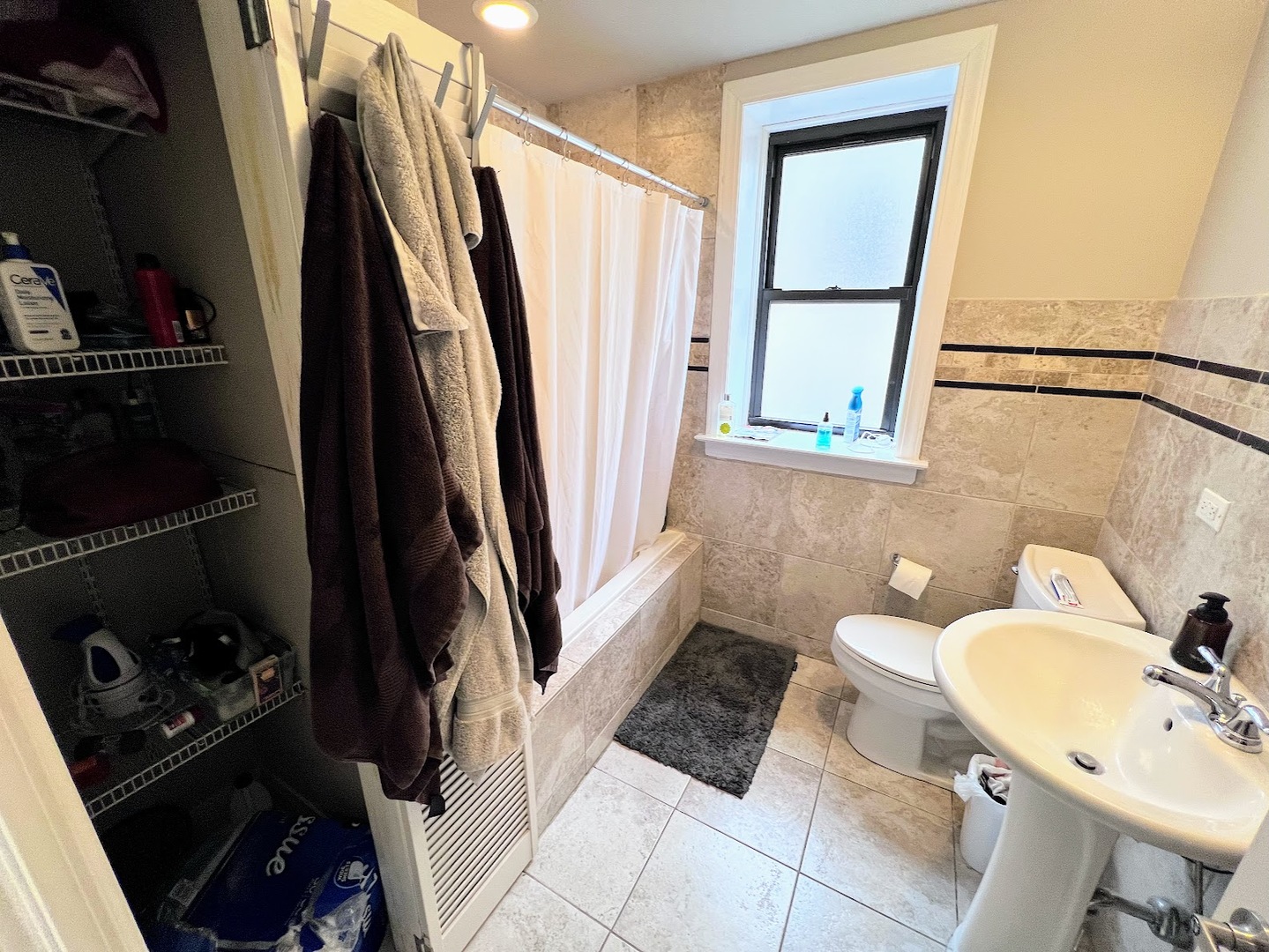 2119 W North Avenue #2, Chicago, IL 60647