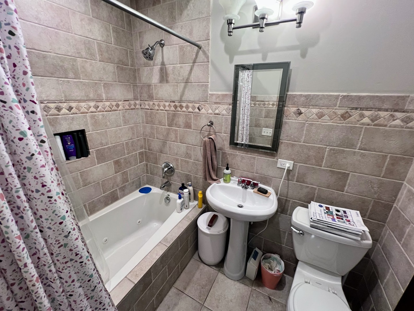 2113 W North Avenue #2, Chicago, IL 60647