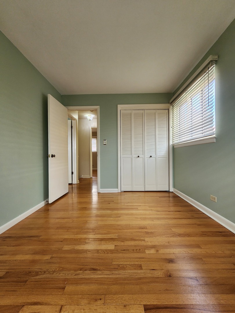 660 W Central Road, Arlington Heights, IL 60005