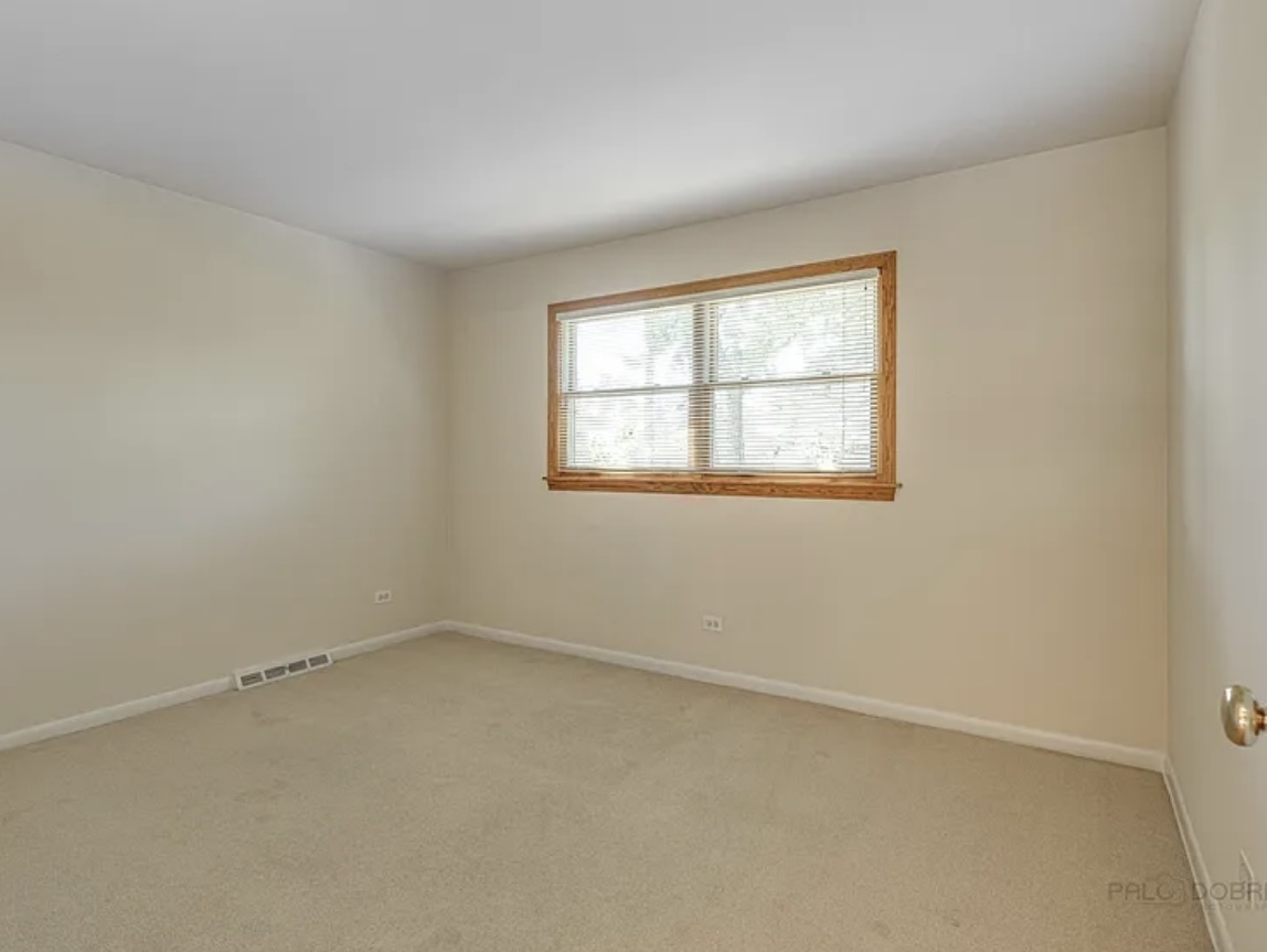317 E VALLEY Lane, Arlington Heights, IL 60004