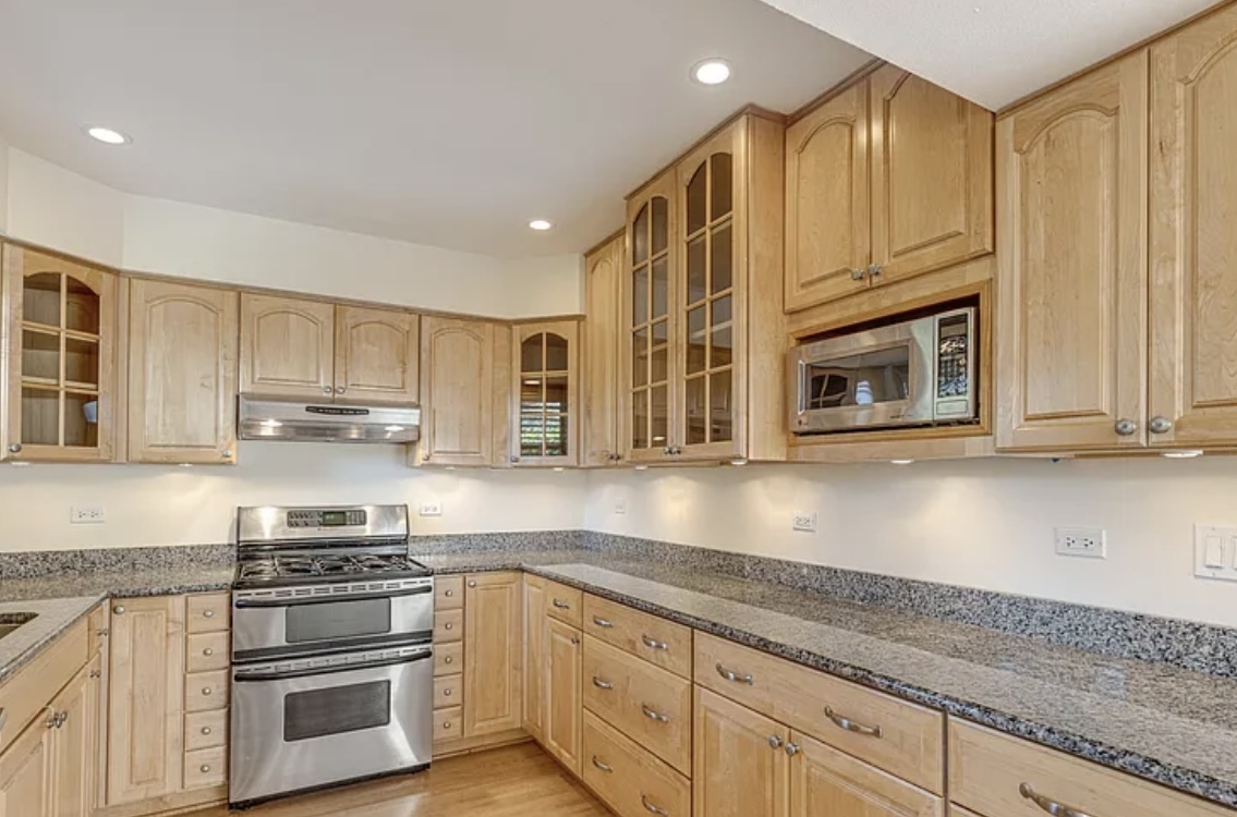317 E VALLEY Lane, Arlington Heights, IL 60004