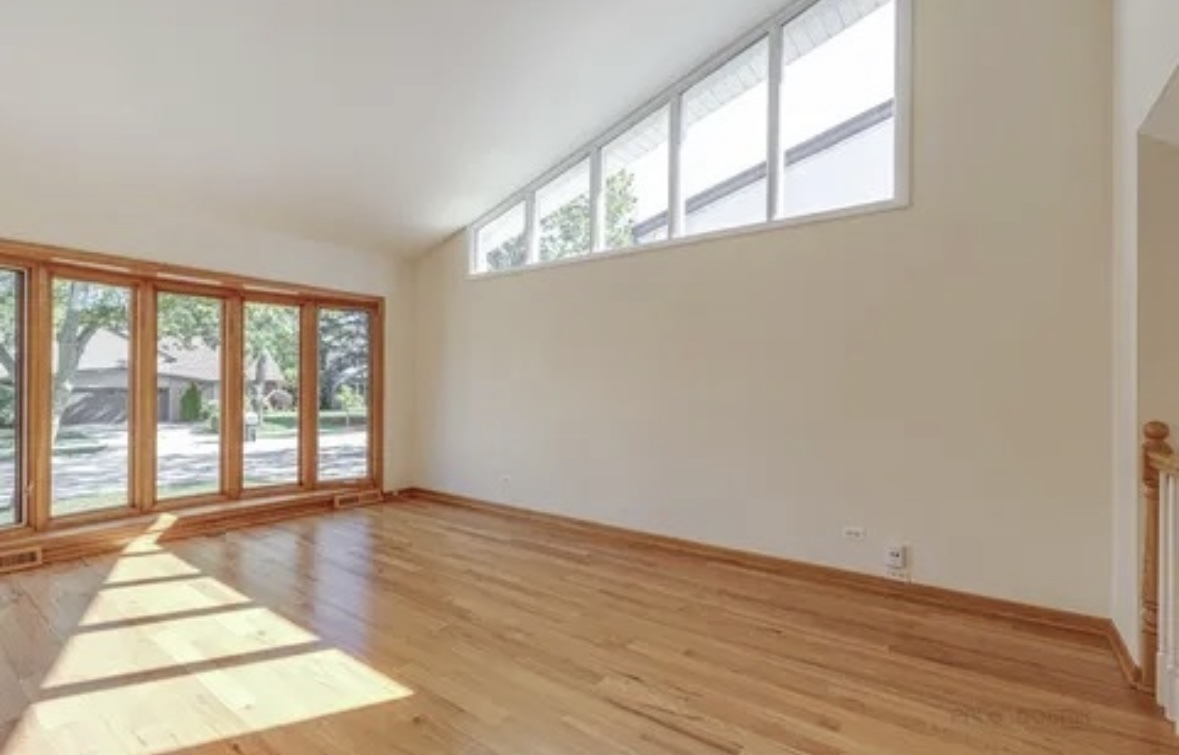 315 E VALLEY Lane, Arlington Heights, IL 60004